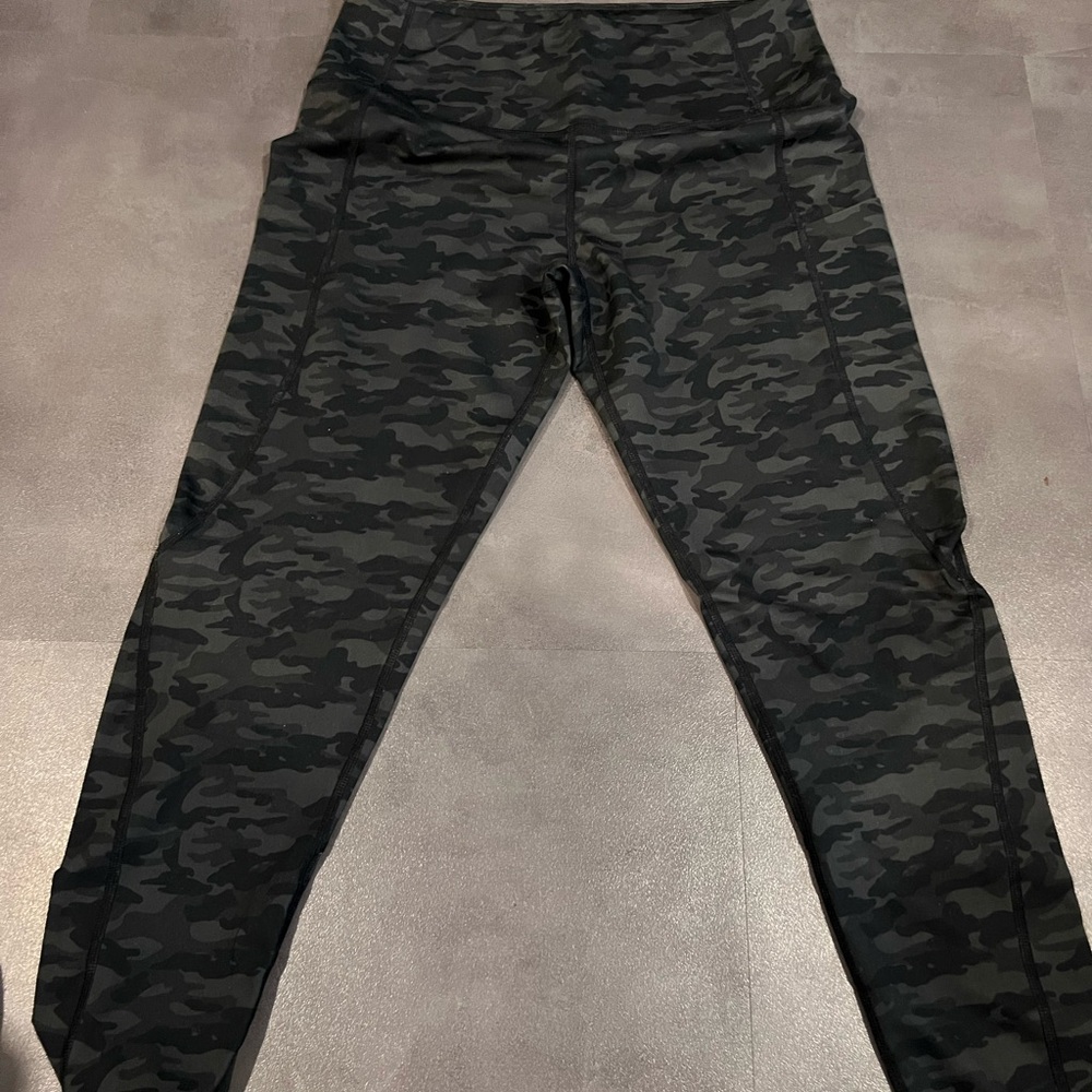 Camo Print woman’s Leggings